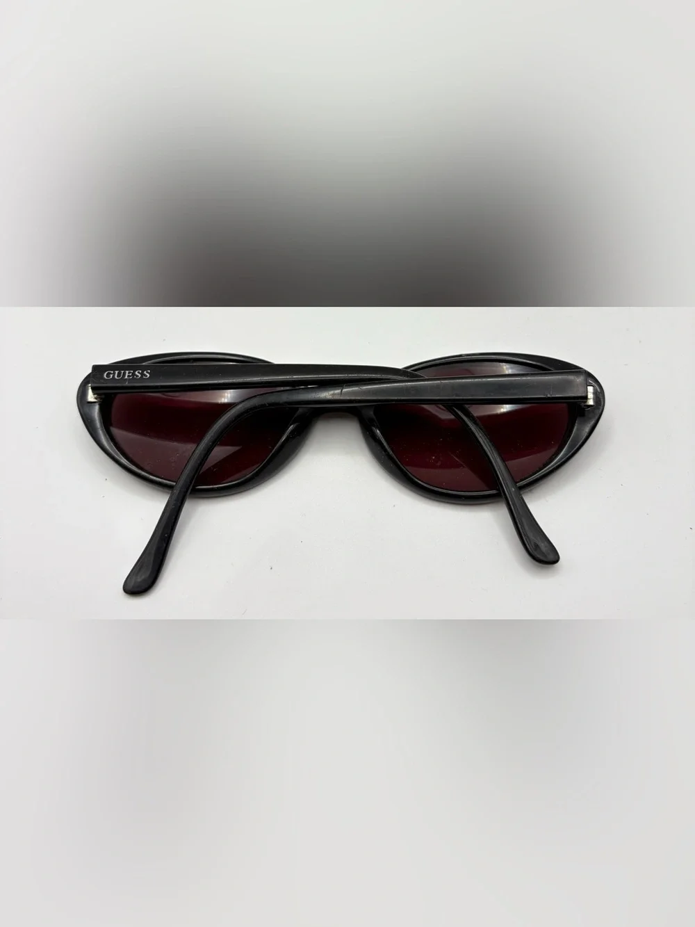 Guess listing pair